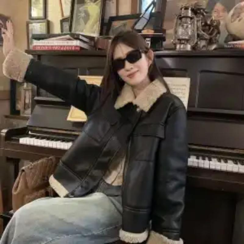 Zipper Cardigan Autumn and Winter Plus Velvet PU Fur One-piece Jacket for Women Loose Warm Casual Short Jacket Top