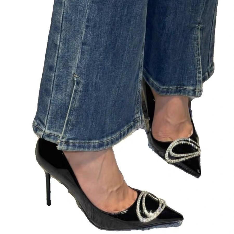 [Spot] Pointed black patent leather high heels women's thin heels French temperament shallow mouth single shoes versatile and not tired feet shoes