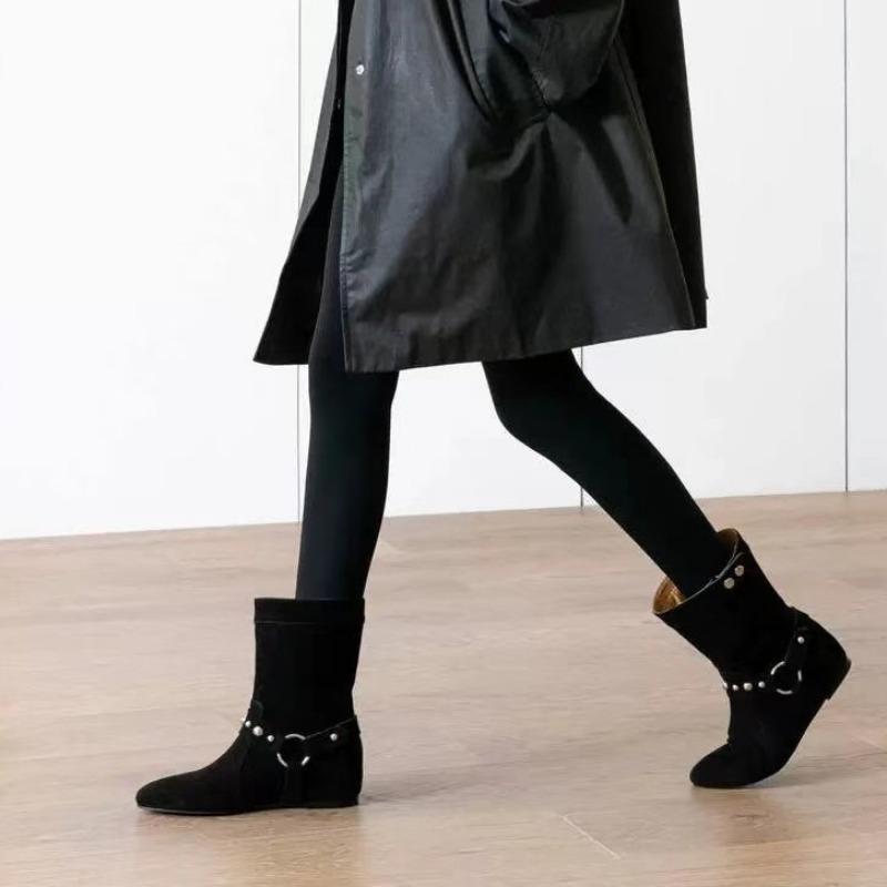 Autumn and winter large size rivet pointed middle boots women's suede sleeve pointed thick heel Martin boots western boots