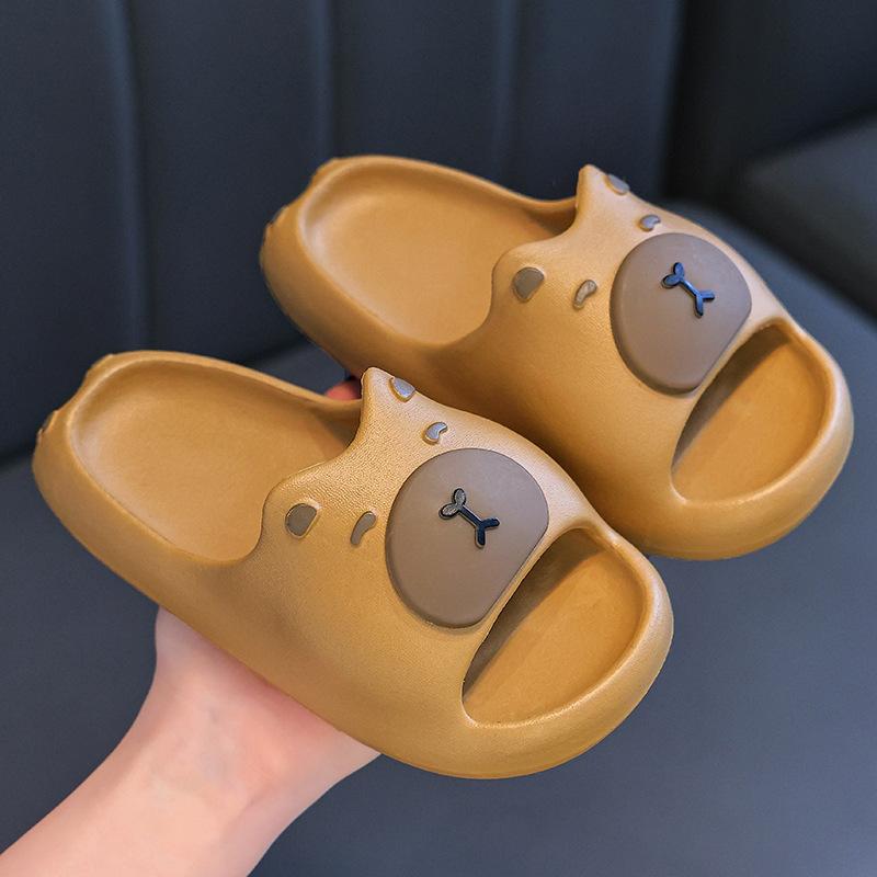 

New cute capybara children s sandals for boys and girls, summer home bath non-slip bathroom slippers 24-25 коричневый
