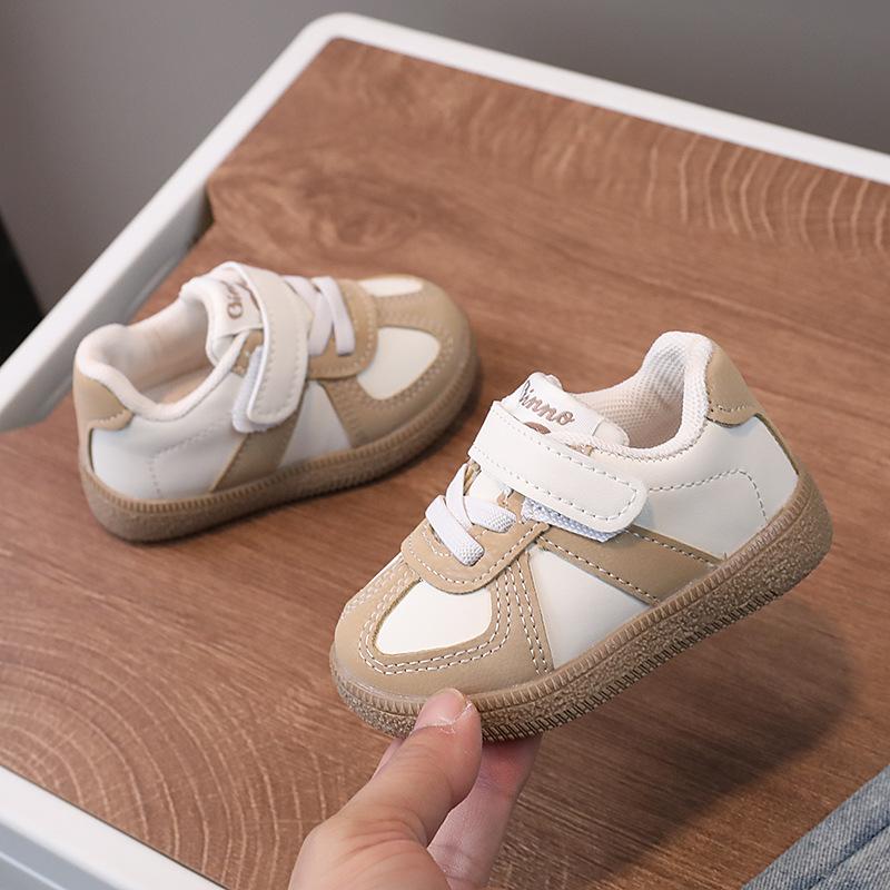 

Sports Shoes - Girls and Boys Anti-slip Casual Running Shoes 26