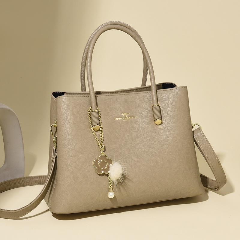 This Large-capacity Single-shoulder Crossbody Bag Is A Versatile, Elegant and Fashionable Handbag for Women
