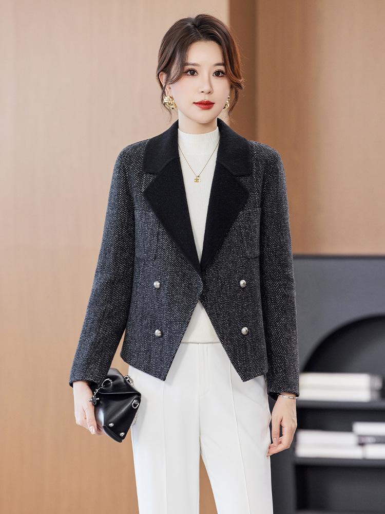 Women's Light Luxury Wool Blend Short Coat - Stylish Petite Autumn/Winter 2025 Overcoat