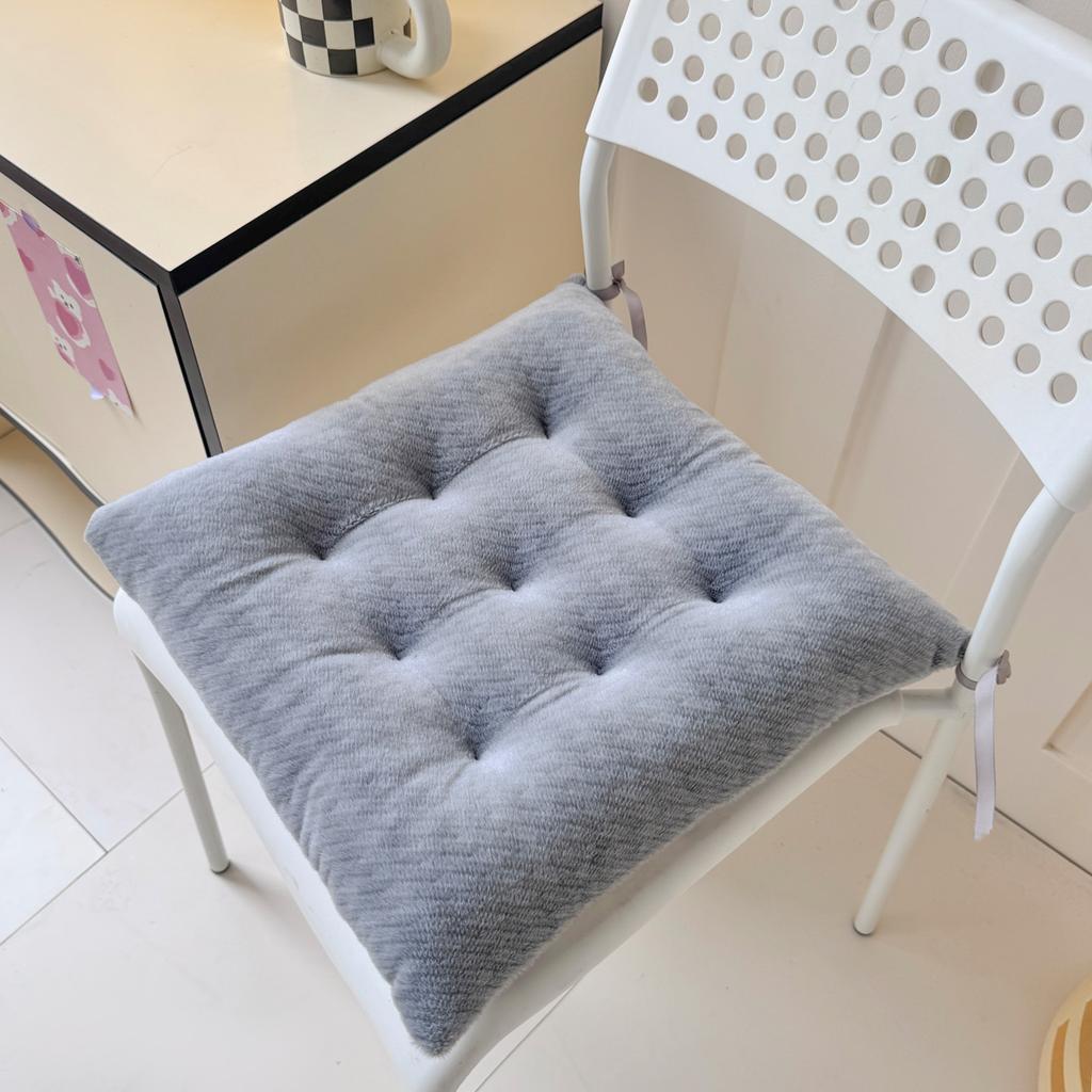 Thick Anti Slip Seat Cushion, Office Sedentary Personnel, Student Household Plush Seat Cushion