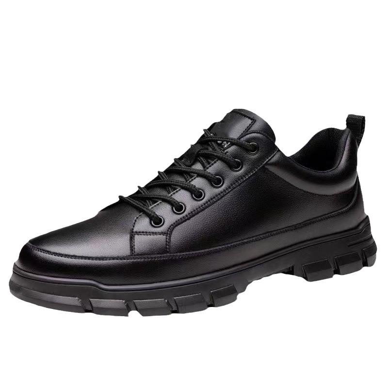 2025 New Men's Korean Style Casual Soft Bottom Breathable Leather Shoes