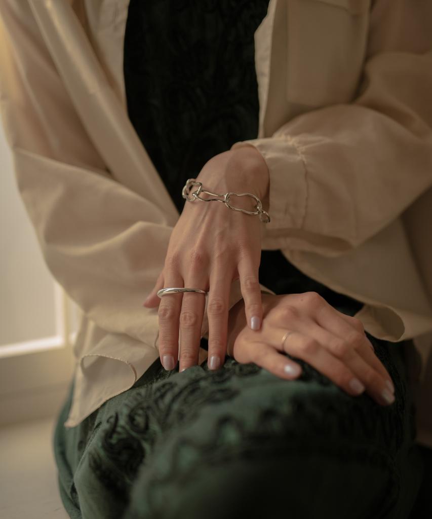 Novice Tokyo Wave Oval Chain Bracelet / Silver