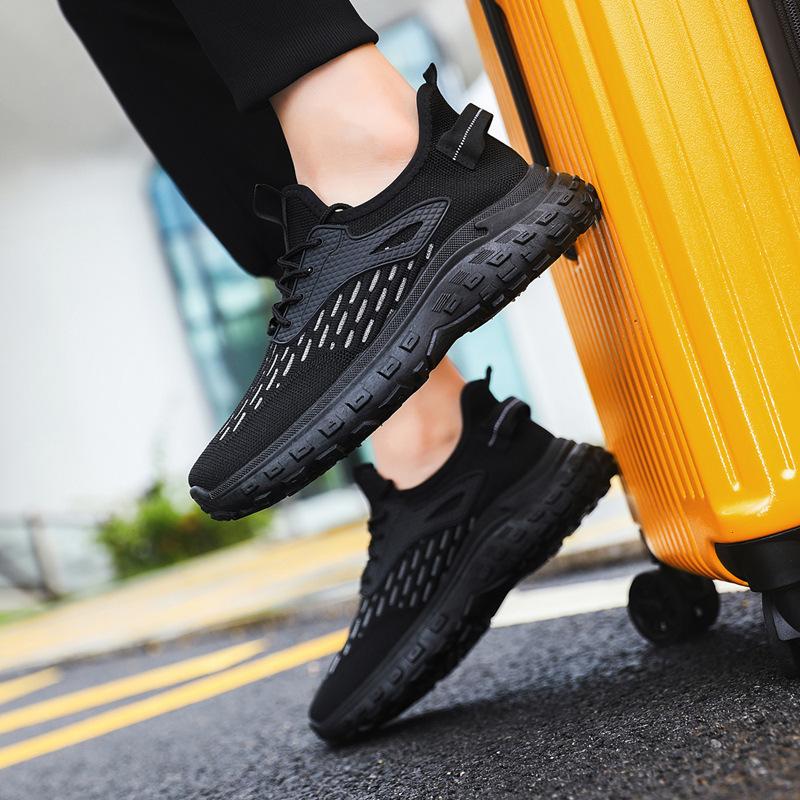 Men's Shoes Autumn New Fly-woven Mesh Breathable Versatile Sports Running Casual Shoes Lightweight Coconut Shoes