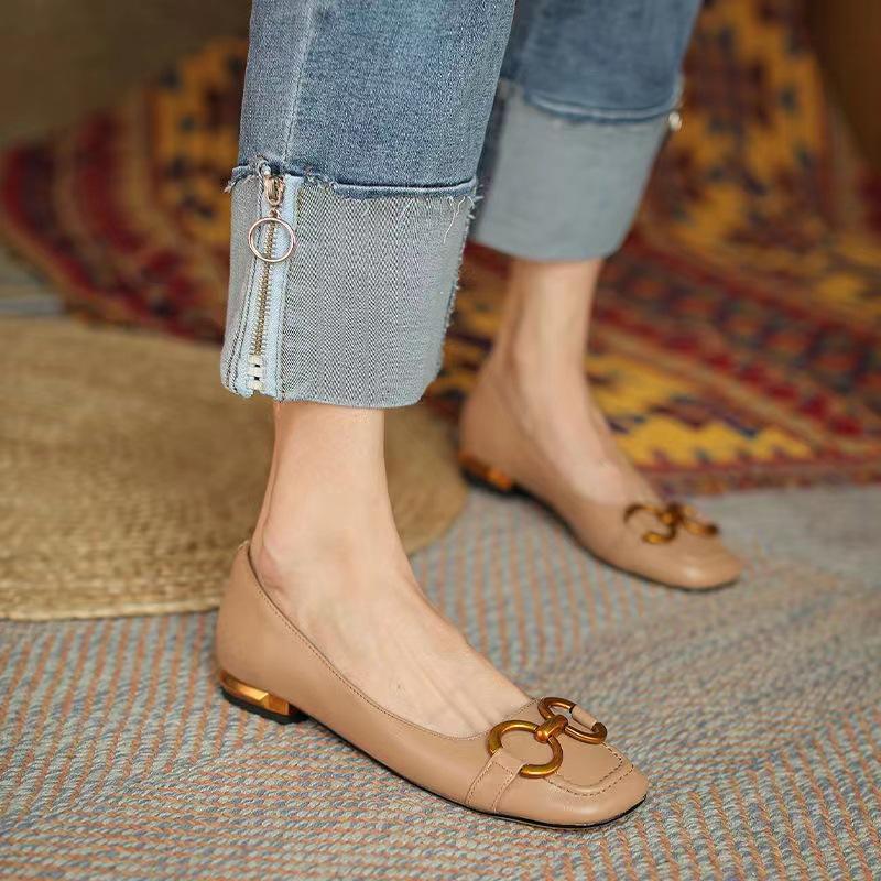 Fashion Womens Flats Retro Baotou Low-heel Sandals High Quality Leather Sandals for Women Fashion Flat Sandals Suede Office Casual Shoes