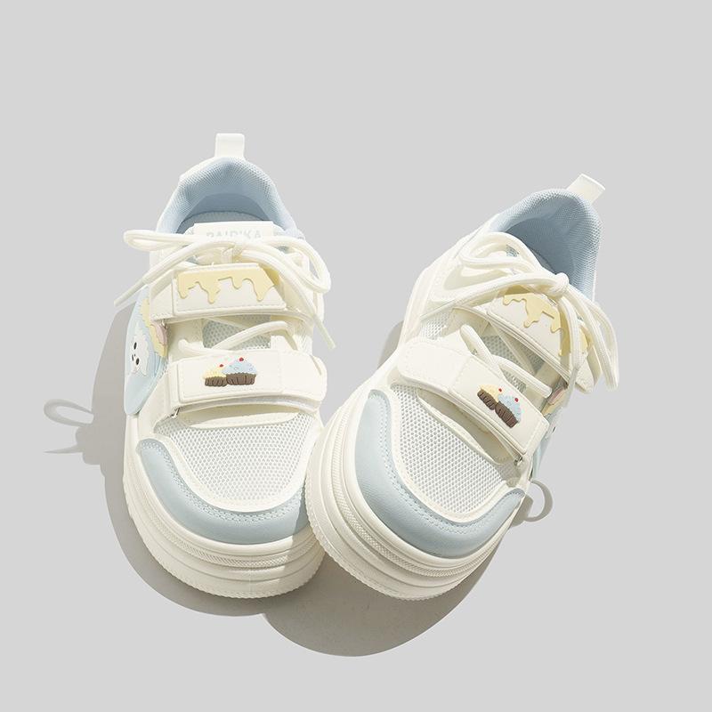 Mesh breathable board shoes 22 new summer thin design sense Hong Kong style thick sole height increase casual shoes