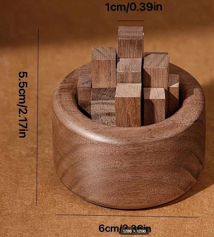 Wooden Oil Diffuser Ornament - Small Design for Aromatherapy Home Decor
