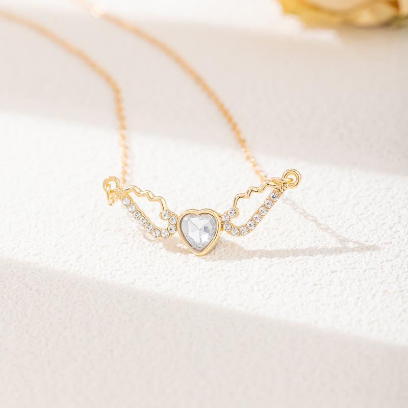 Wings Pendant New Jewelry Women's Fashion Diamond-encrusted Love Necklace Alloy Sweater Chain