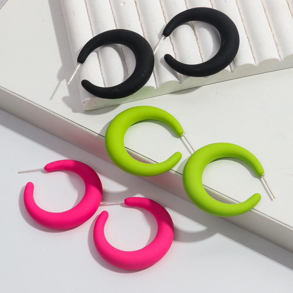 Korean Frosted Acrylic C-Shape Hoop Earrings for Women Resin Geometric Candy Color Circle Earrings 2025 Fashion Jewelry Gifts