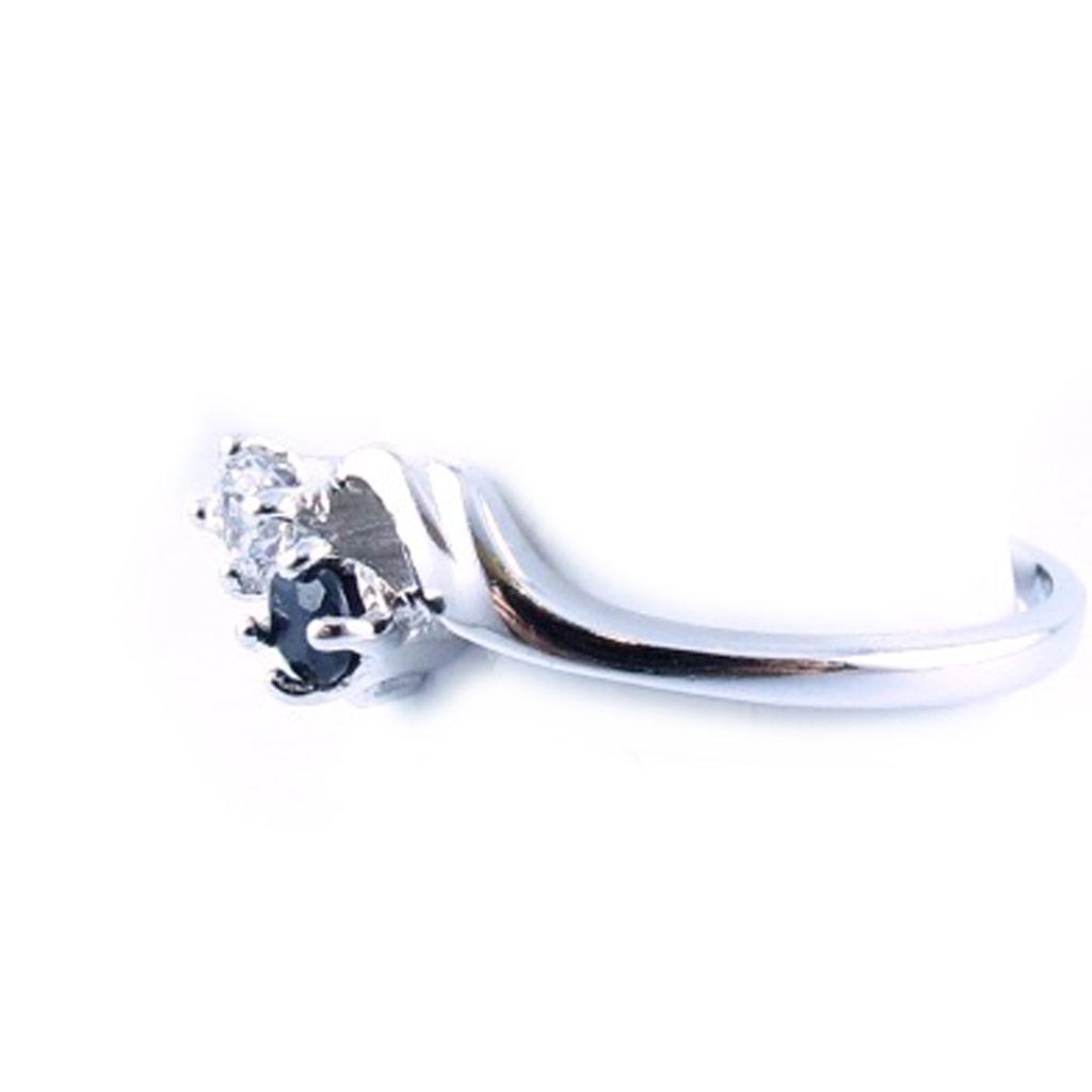 Silberring 'Scarlett' weißer Saphir (rhodiniert) - 7 mm