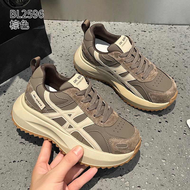 Plateau-Schuhe Forrest Gump Herbst Neu Leder College-Stil Sport und Freizeit Dad Shoes