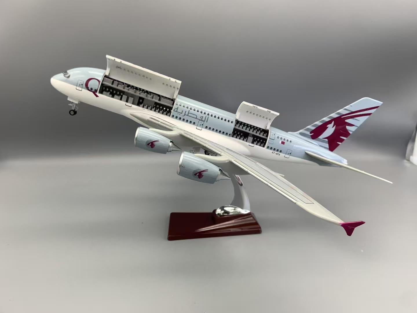

Новый 1:Модель в масштабе 160 Qatar A380 Airways из смолы с открывающейся дверью салона, самолет с подсветкой и шасси, коллекционный экспонат для фанатов W LED
