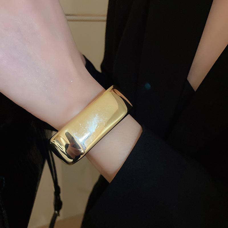 Punk Metal Bracelets For Women Men Geometric Cuff Bangles Personality Exaggerated Hand Jewelry