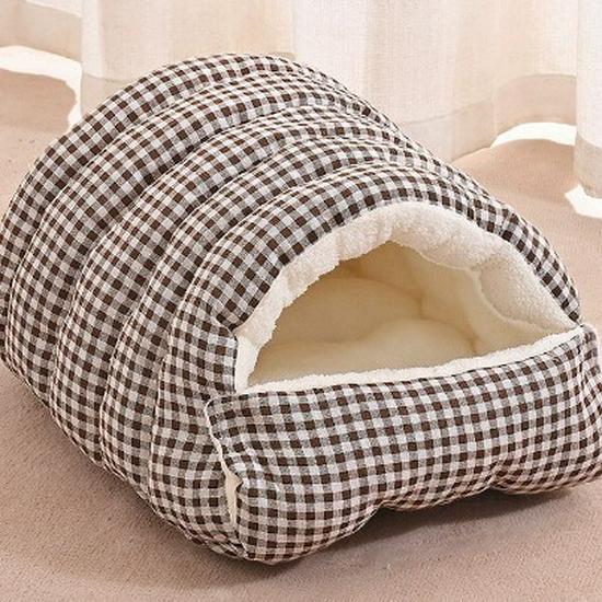 Four Seasons Enclosed Cat Bed: Cozy Winter Tent for Kittens