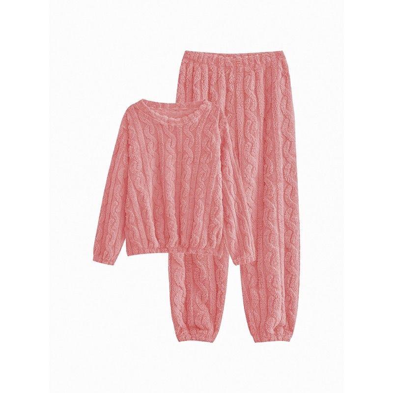 Jacquard Plush Coral Fleece Pajamas: Cozy Two-Piece Set for Autumn and Winter, Loose Fit for Couples