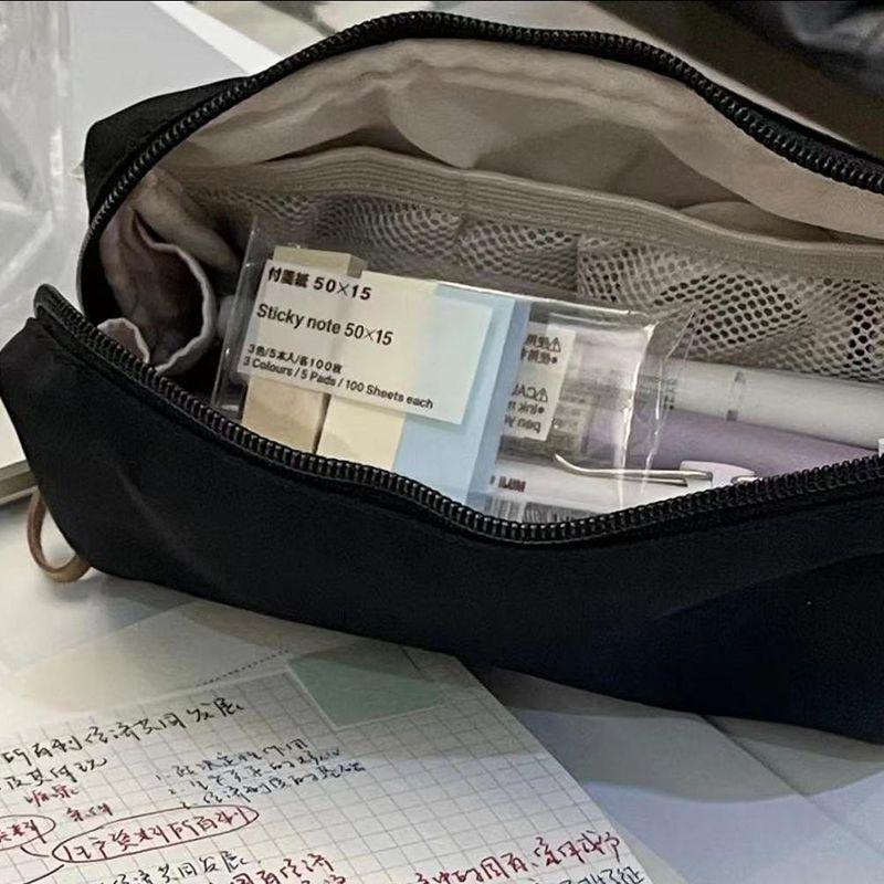 Nylon Pencil Case For Students With Large Capacity And Simple Design For School Use