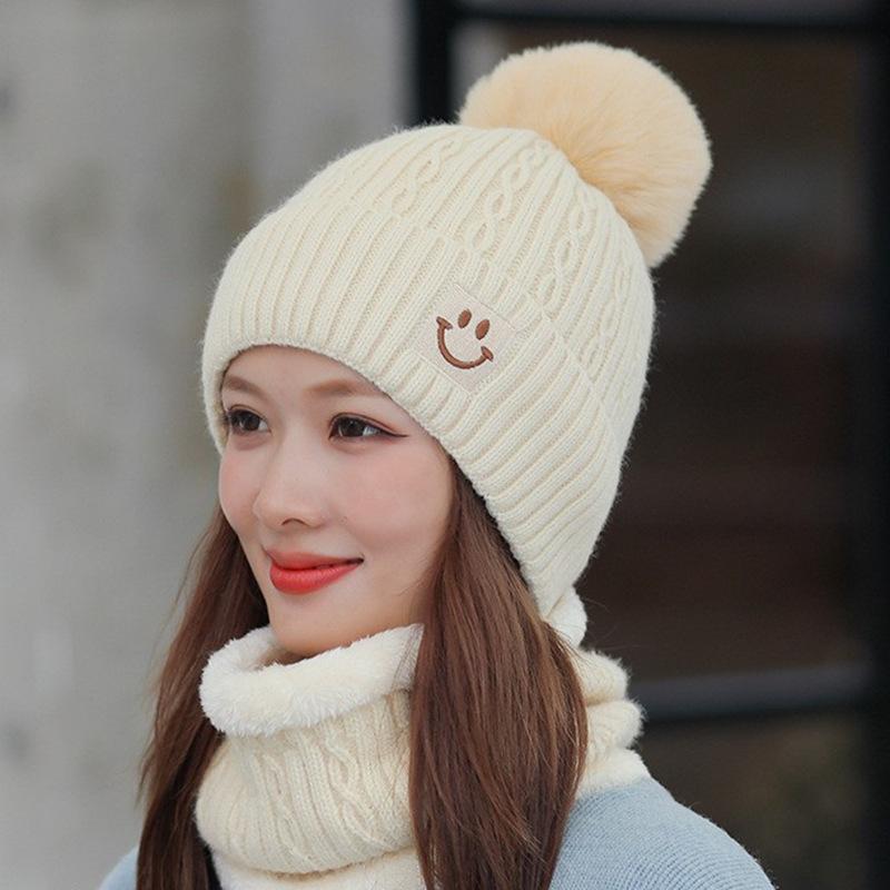 New Wool Ball Knitted Hat Women's Autumn and Winter Fashion Versatile Thickened Warm Hat Embroidered Smiling Face Wool Hat