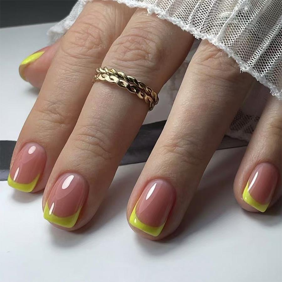 

Fluorescent Green French Minimalist Glossy Square Nails - 24-Piece Set for Daily Wear