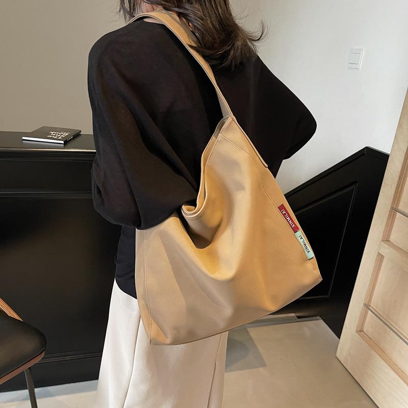 New Women's Simple Shoulder Bag Japanese and Korean Casual Tote Daily Commuting Shoulder Bag