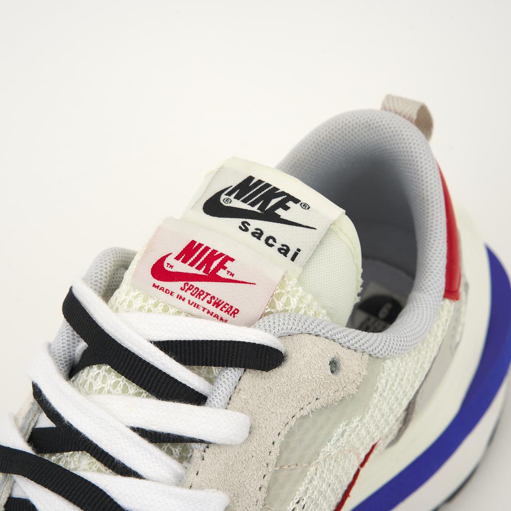 Sacai X Nike VaporWaffle Sail Unisex Sneakers White Light-Bone Game-Royal CV1363-100