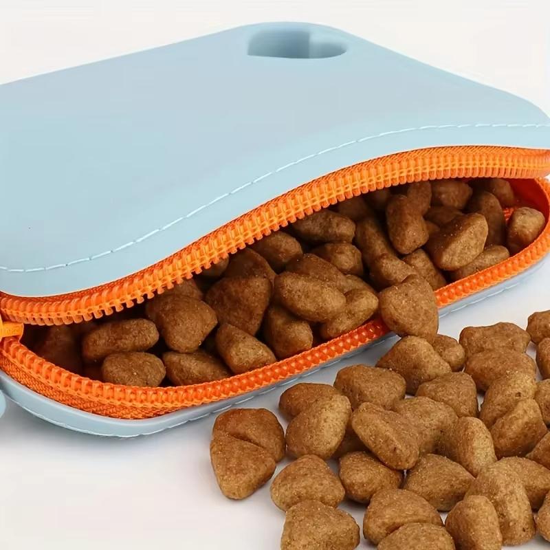 1pc Silicone Dog Treat Bag Pet Snack Bag Travel Portable Training Pet Walking Bag Pet Accessories Pets Supplies