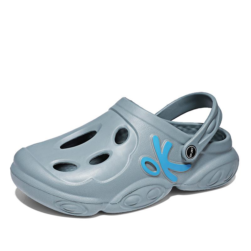 Men's Closed Toe Slippers 2026 Summer New Clogs Shoes Fashion Outdoor Beach Shoes Light Platform EVA Men's Sandals Flip Flops