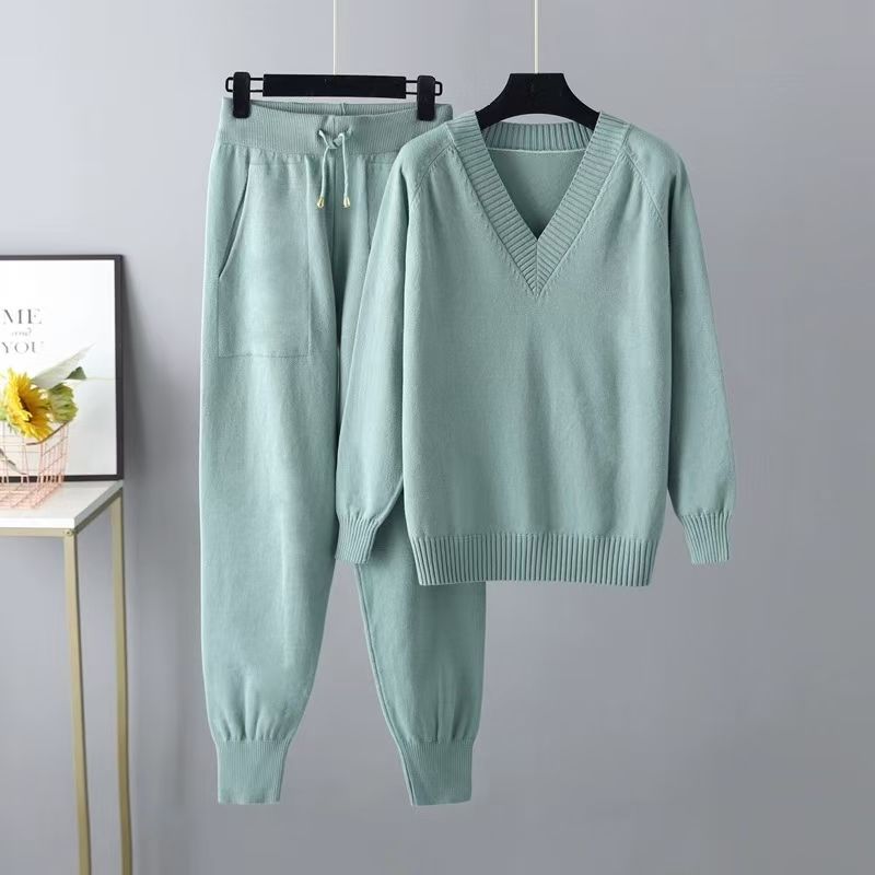 

Fashion Wind New Arrival Knitting V Neck Sweater Pants Two-piece Set Knitted Sweater and Pants Set Green One size