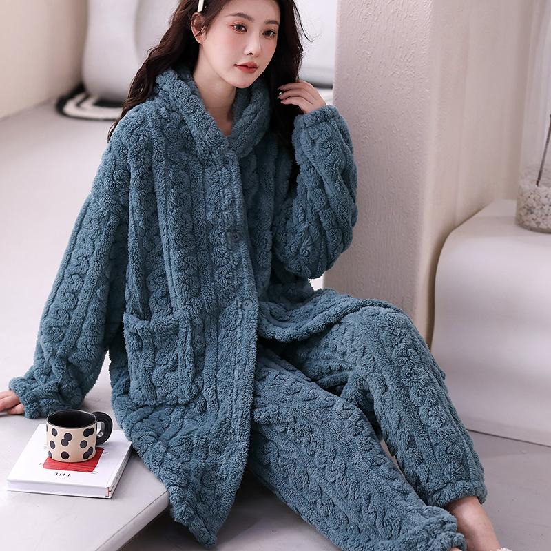 Coral Velvet Pajamas Women's New Winter Long Sleeve Thick Warm Jacquard Velvet Home Suit Can Be Worn Outside