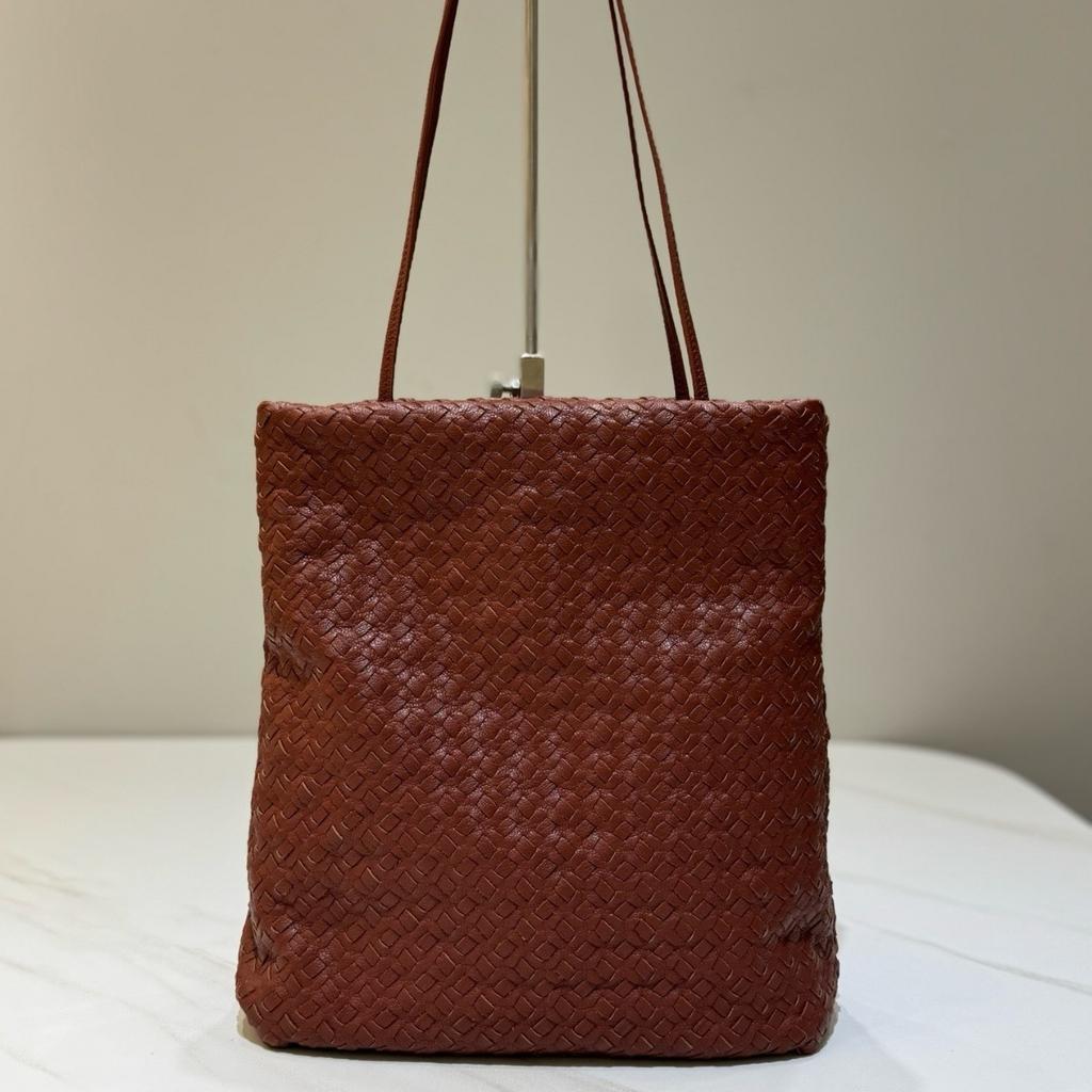 Minimalist Style Knitting Bag Women's 2025 New High-End Sense Small Crowd Single Shoulder Bag Easy-to-Carry Bag With Soft Lambskin Lining