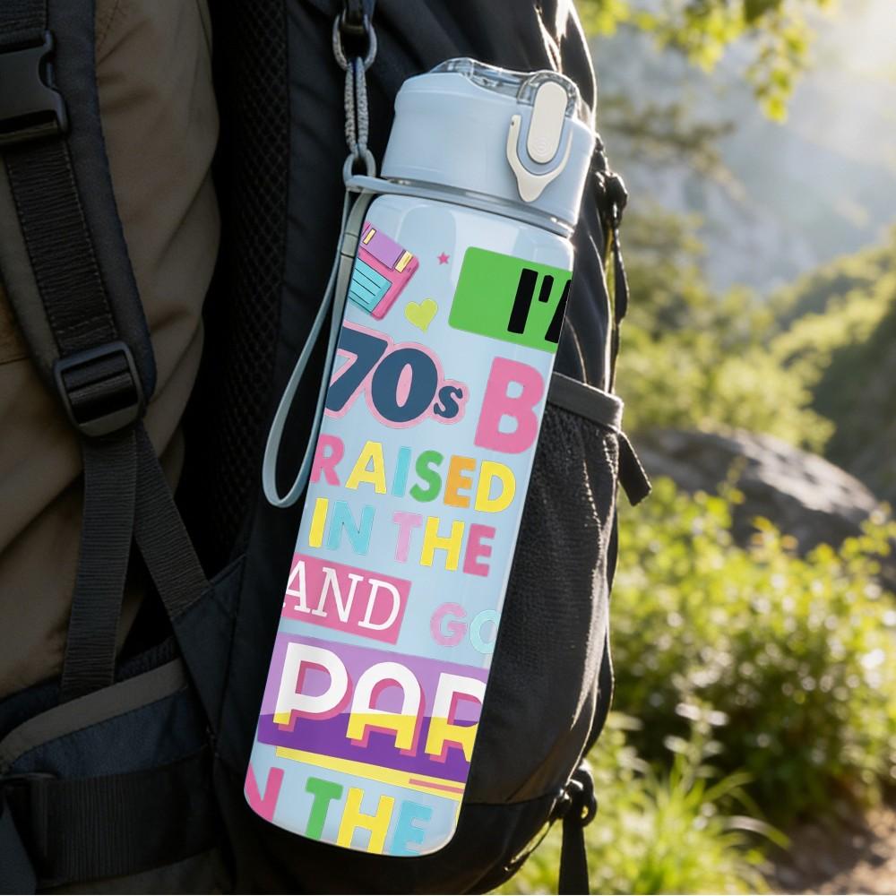 1PC 80s Retro Text Lettering 750ml Sports Water Bottle Leakproof Straw Lid Outdoor Office Home