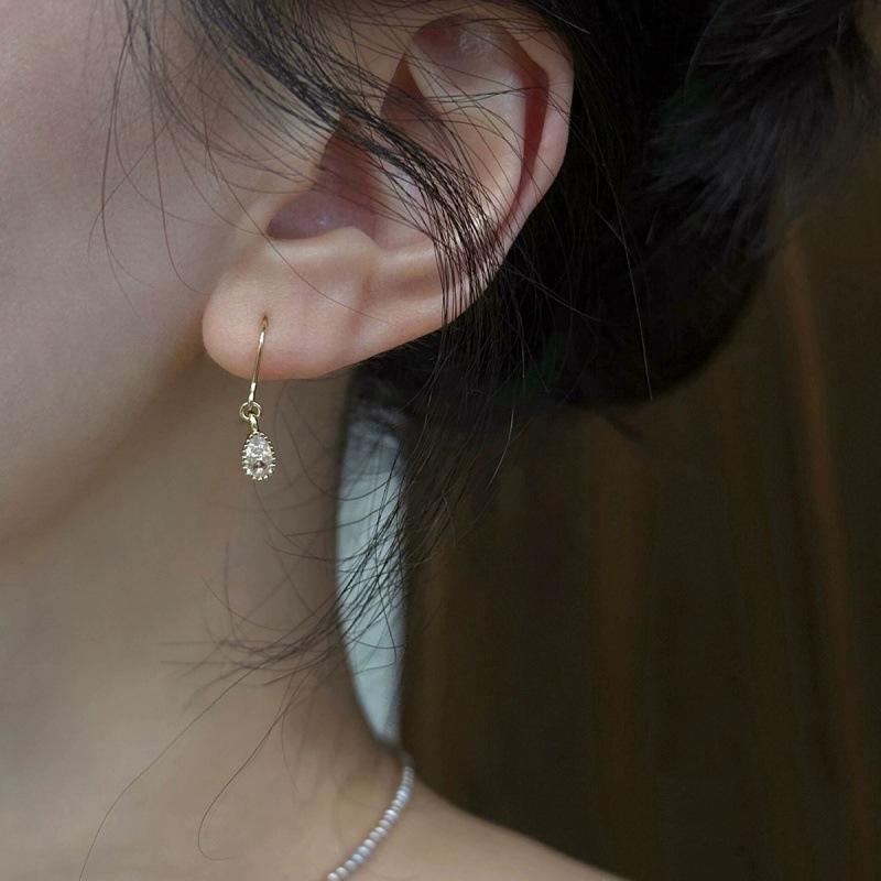 S925 Sterling Silver Drop Shape Jeweled Pendant Anti-Allergy Earrings for Women