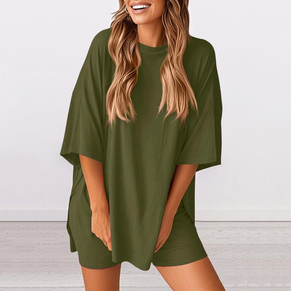 Women's Loose Fashion Solid Color Split Round Neck Short Sleeve Top Small Pocket Shorts Two Piece Set