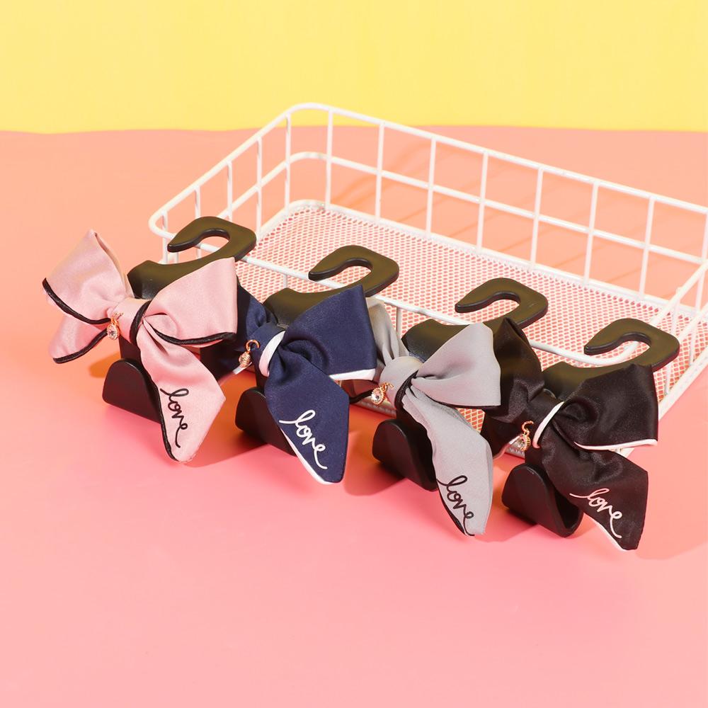 Cute Safety Seat Hooks Vehicle Head Holder Organizer Grocery Hanger Bag Car Interior Accessories Bow Hook Storage