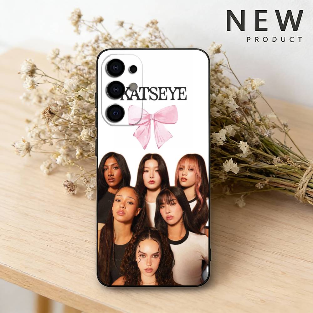 K-KATSEYE wallpaper Phone Case For Samsung S26,25,24,23,22,21,20,30,Ultra,Plus,Fe,Lite Black Shell