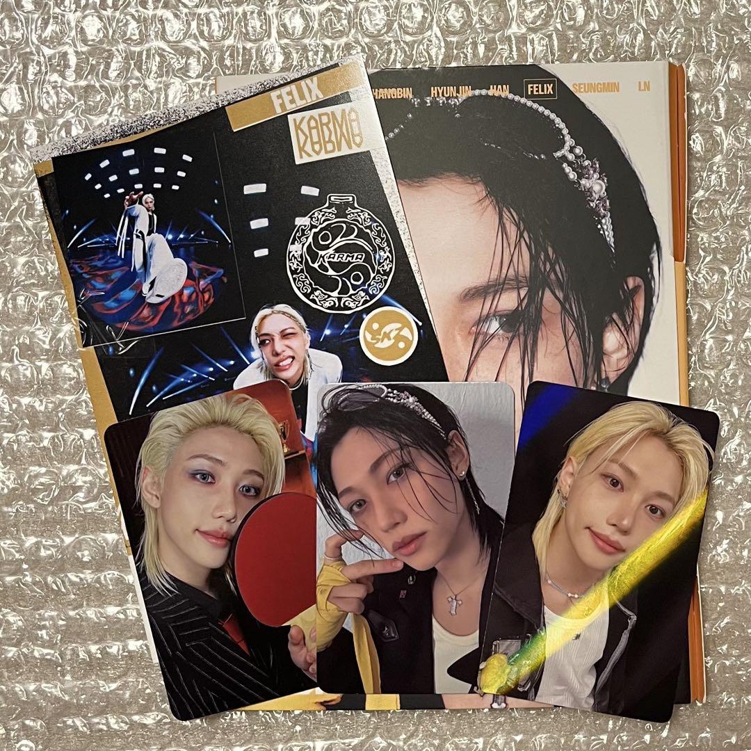 

[USED] Felix HMV Bonus Holo A Accordion Karma Set