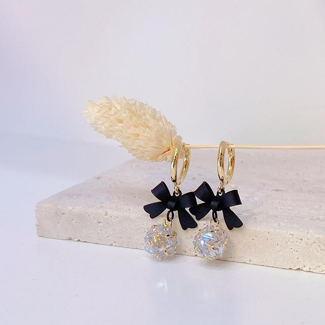 

Новые модные ювелирные изделия 14-каратное настоящее золотое покрытие цирконовый шар кулон черная лента бант серьги элегантные женские выпускные вечерние серьги белый