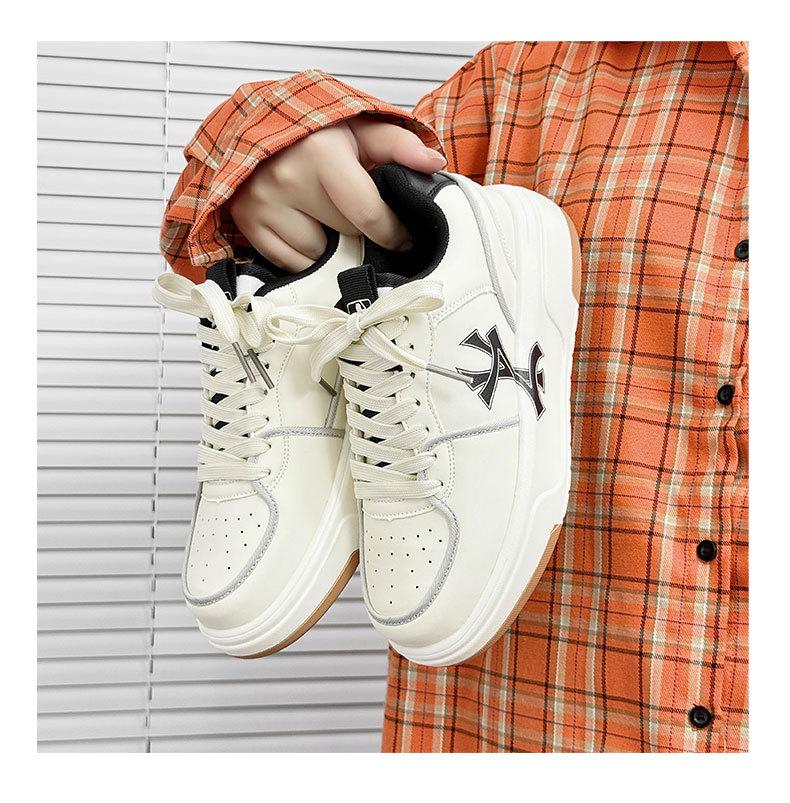 Men's 2025 Niche Summer Breathable Anti-Odor White Thick-Soled Height-Increasing Casual Sneakers