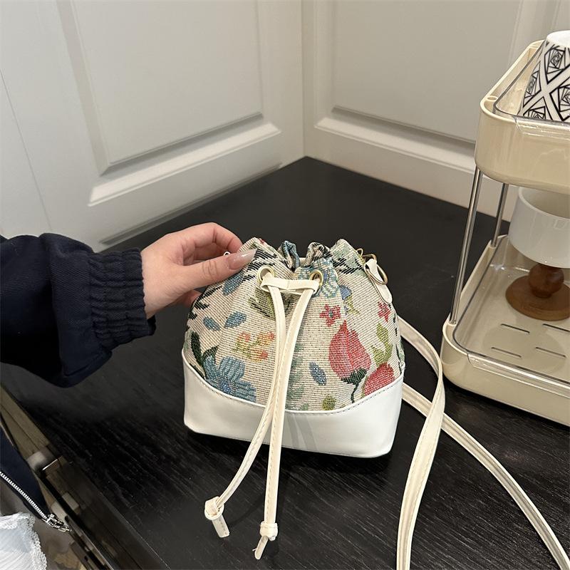 Pre-fall Bag Women's Fashion Print Shoulder Handbag Niche Design Bucket Bag