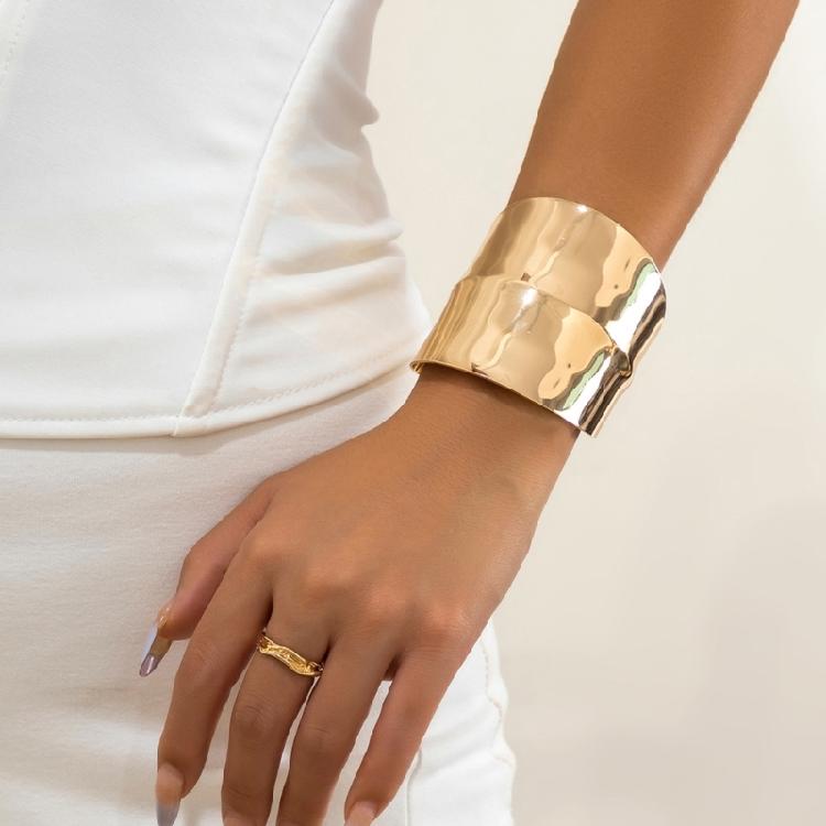 Modern Punk Bracelet Metal Bangles Geometric Arm Bracelet Wide Wrist Jewelry Metal Texture Present for Women and Girls