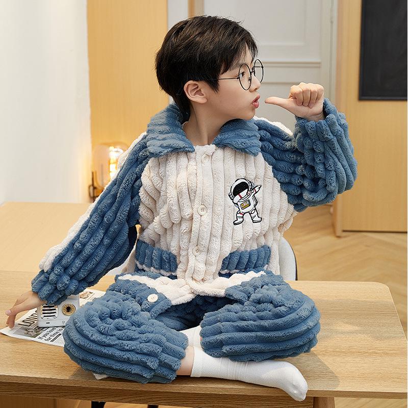 Cute Cartoon Boys' Coral Fleece Pajamas - Cozy Winter Flannel Sleepwear for Kids