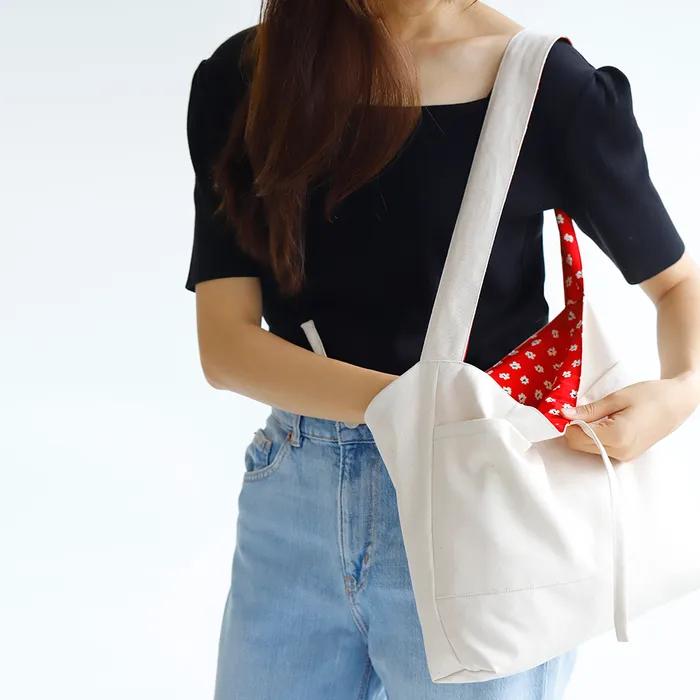 Plain Easy Reversible Shoulder Bag - Floral Red