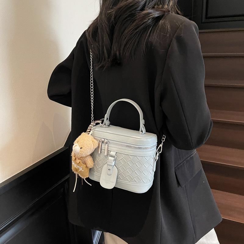 New Fashion Casual Handbag Versatile Shoulder Messenger Bag