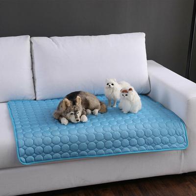Waterproof Cloth Pet Cooling Mat for Summer Dog Cat Summer Slpeeping