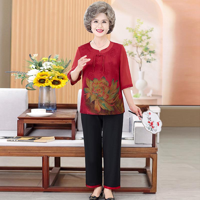 

Стильный шифоновый блузочный комплект для женщин среднего и пожилого возраста: Летний двухпредметный топ с рукавами семь восьмых XL for 90-110 jin красный