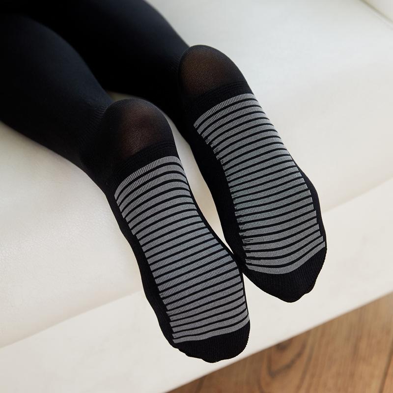 

Bare legs1.0Spring and Autumn Essential: Thin Nude-Tone Leggings, Skin-Colored Pantyhose, Anti-Snag Seamless Pants for Women Average Size（85-150Jin
