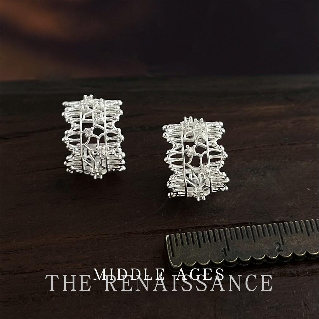 ~ Light lace hollow zircon earrings retro literary niche earrings
