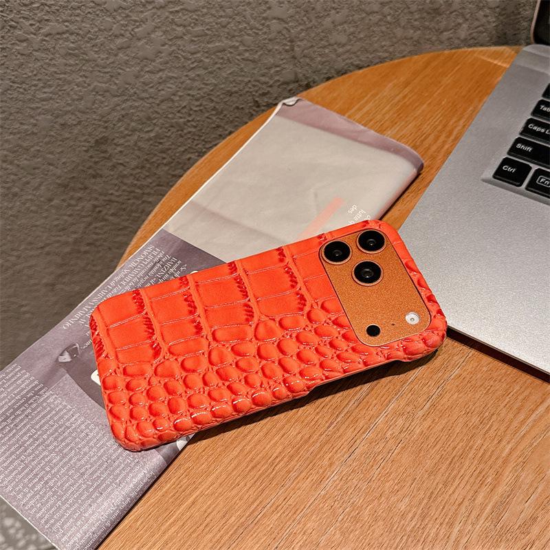 Premium Crocodile Pattern Drop-proof Phone Case for iPhone 15-14, 13/11 Pro Max